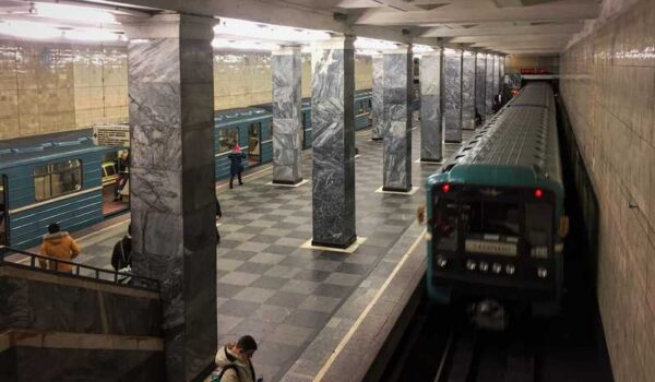 Arcfelismerő beléptető rendszert indítottak a moszkvai metró minden állomásán